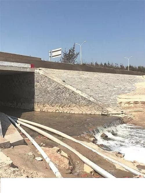 �o��ú�V�ϏS��ʯ�{�S�𺣰����I��ˮֱ�Ŵ�?